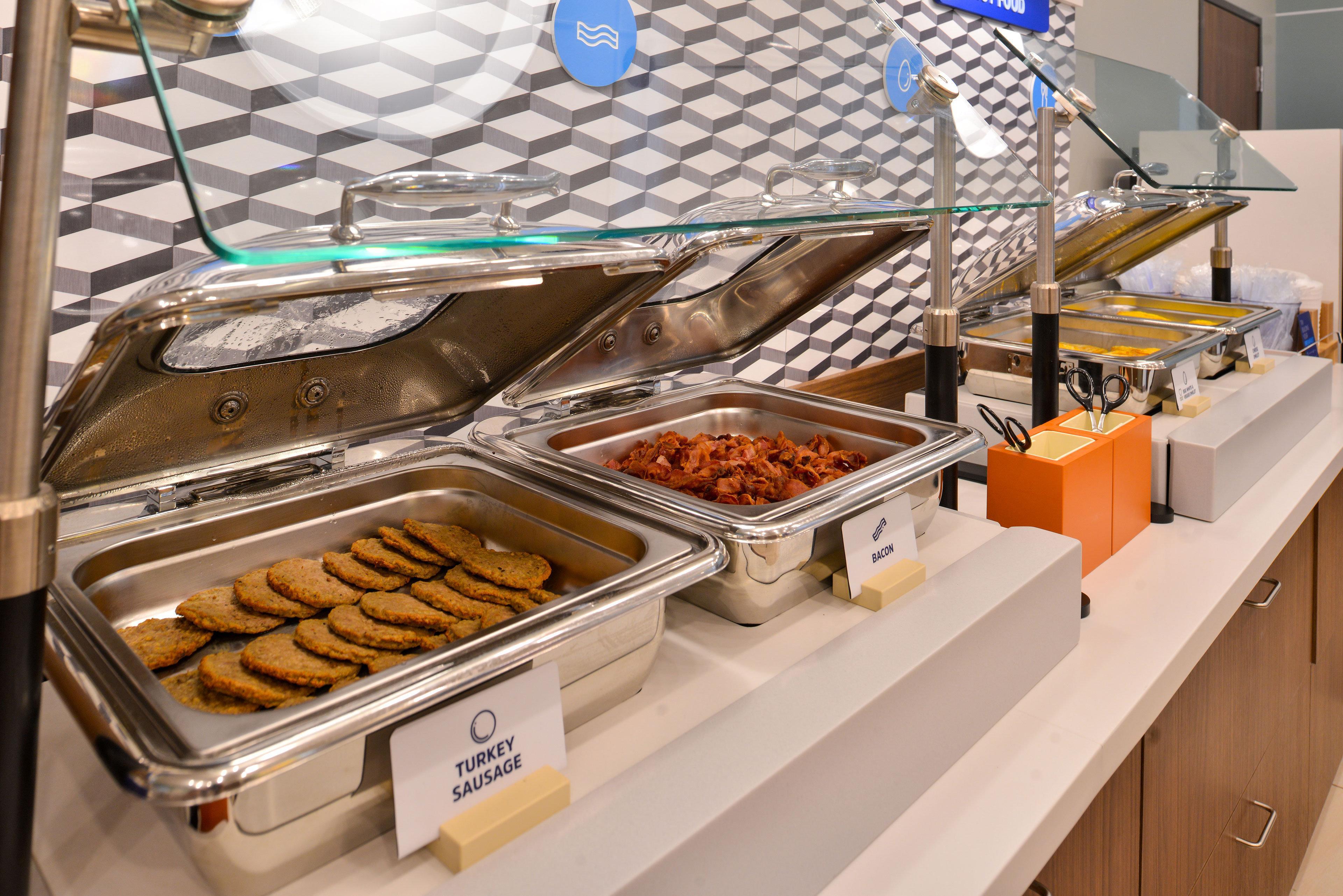 Holiday Inn Express Hotel & Suites Bedford By Ihg Buitenkant foto